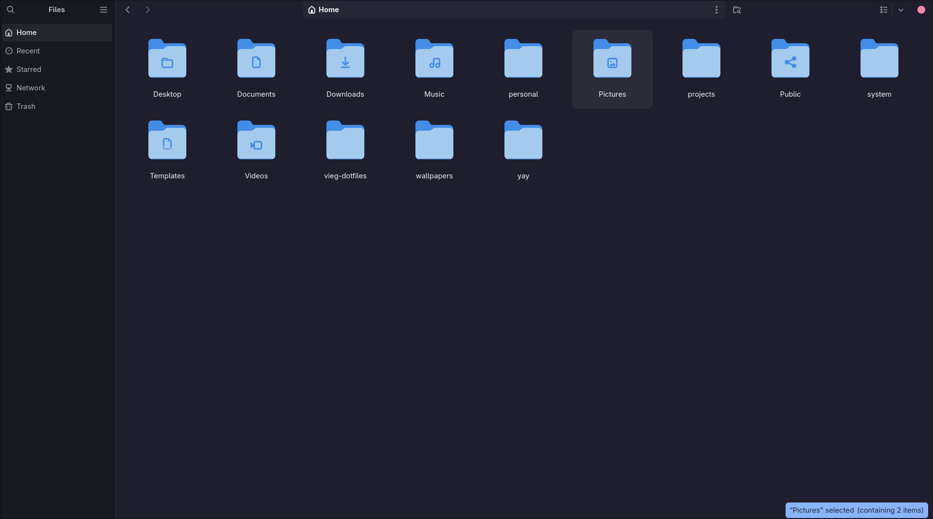 Nautilus file manager themed with Catppuccin Mocha (GTK4)